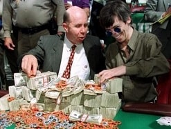 История Стью Ангера - трехразового чемпиона мира по покеру